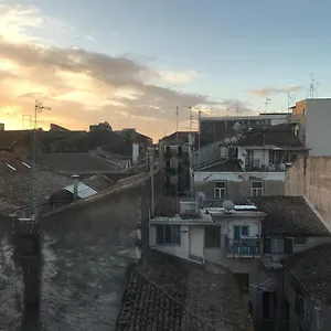 Conte Ruggero Centralissimo Casa vacanze Catania